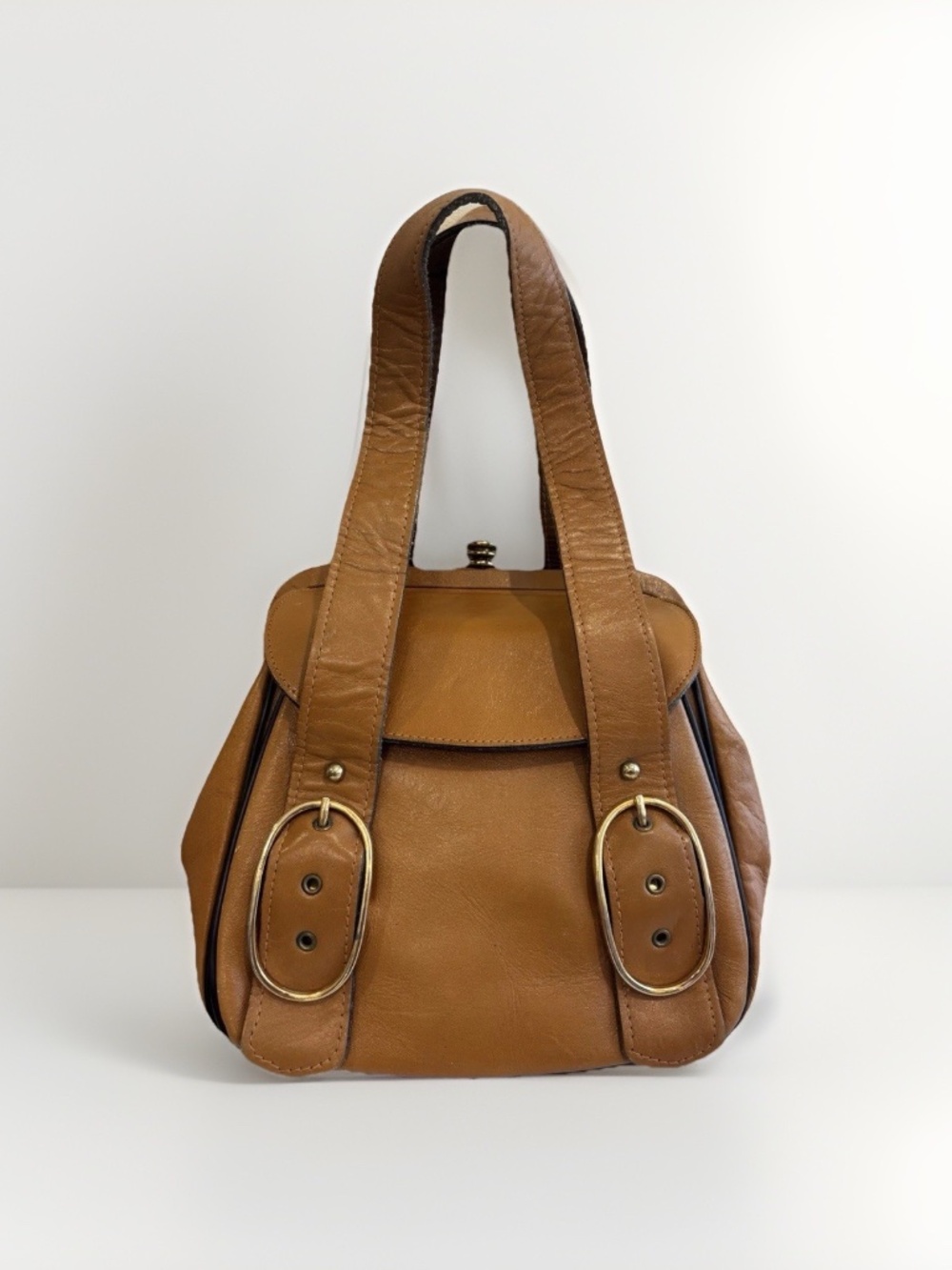 VINTAGE | Tan Leather Handbag w/ Gold Hardware And Unique Clasp 10x14.5x5.5in